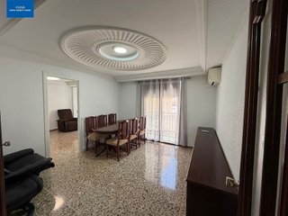 Piso en alquiler en Centro en Elche