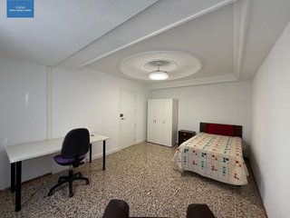 Piso en alquiler en Centro en Elche