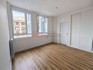 Piso en alquiler en Centro en Gijón