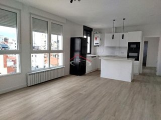 Piso en alquiler en Centro Ciudad en León