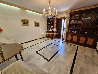 Casa adosada en venta en Poniente-Norte - Miralbaida - Parque Azahara en Córdoba