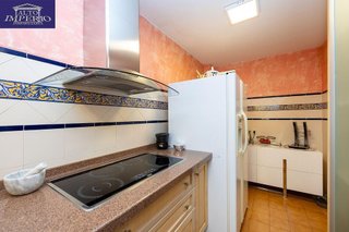 Casa adosada en venta en Crta. De la Sierra en Granada