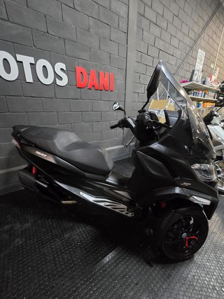 Piaggio MP3 400 2023 - 17.000 km