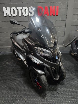 Piaggio MP3 400 2023 - 17.000 km