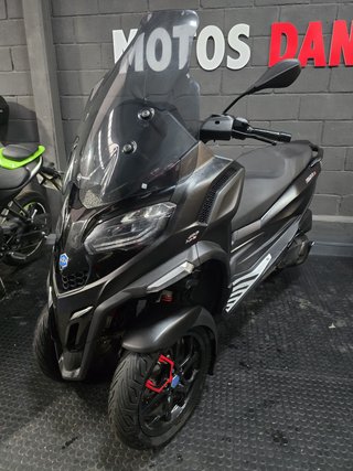 Piaggio MP3 400 2023 - 17.000 km