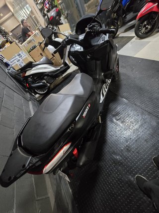 Piaggio MP3 400 2023 - 17.000 km