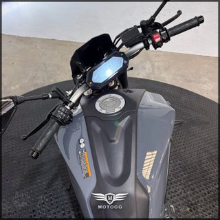 YAMAHA MT-07   (modelo actual) 2022