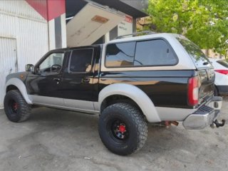 Nissan Navara 2003