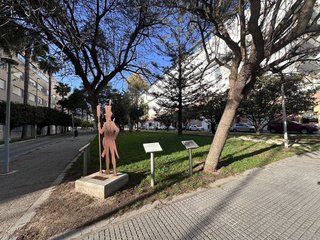Garaje en venta en La Paz - Segunda Aguada - Loreto en Cádiz