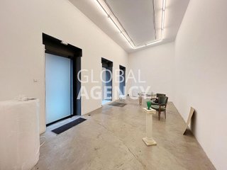 Local comercial en alquiler en Cortes - Huertas en Madrid