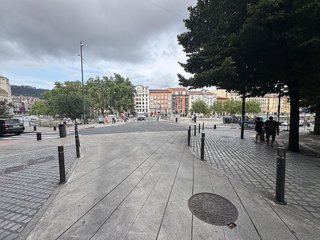 Local comercial en alquiler en Casco Viejo en Bilbao