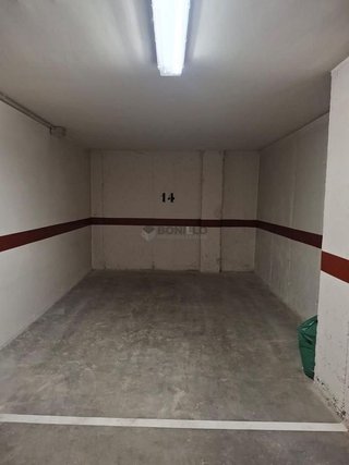 Garaje en venta en Ensanche en Teruel