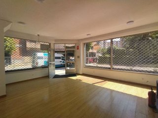 Local comercial en alquiler en Pumarín en Gijón