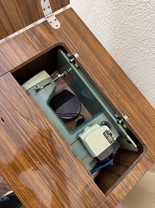 Máquina de coser Alfa Alfamatic 109