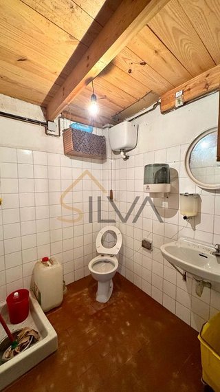 Local comercial en venta en Agra del Orzán - Ventorrillo - Vioño en Coruña (A)