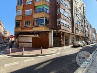 Garaje en venta en Delicias en Valladolid