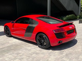 Audi R8 Audi R8 4.2 FSI V8 quattro R tronic
