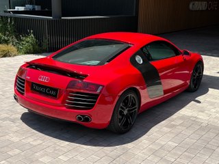 Audi R8 Audi R8 4.2 FSI V8 quattro R tronic