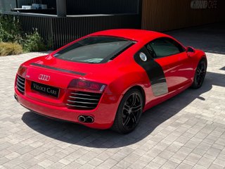 Audi R8 Audi R8 4.2 FSI V8 quattro R tronic