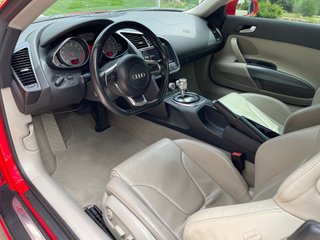 Audi R8 Audi R8 4.2 FSI V8 quattro R tronic