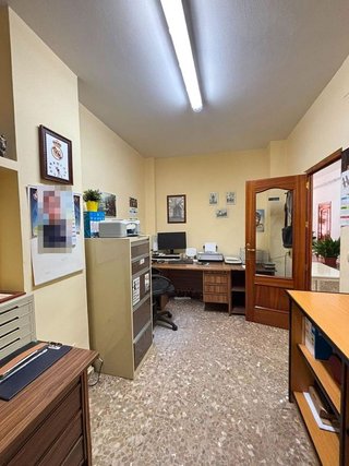 Local comercial en alquiler en Centro en Valdepeñas