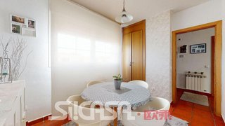 Casa adosada en venta en Parla Este en Parla