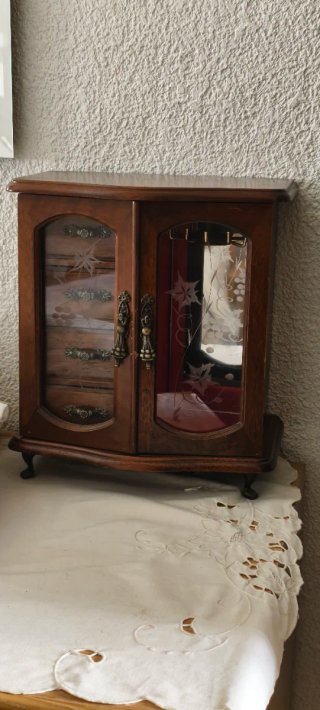Organizador de joyas de madera