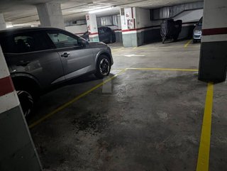 Garaje en venta en La Salut - Lloreda en Badalona