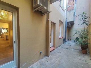 Local comercial en alquiler en El Putxet i el Farró en Barcelona