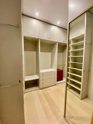 Piso en alquiler en Almagro en Madrid