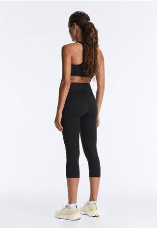 Leggings OYSHO corto Compresión Extra Talla L