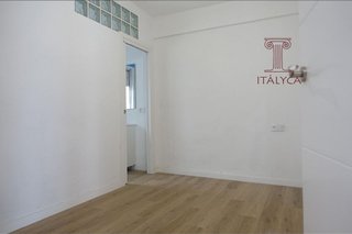 Piso en alquiler en Los Remedios en Sevilla