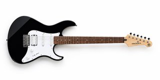 GUITARRA YAMAHA PACIFICA.