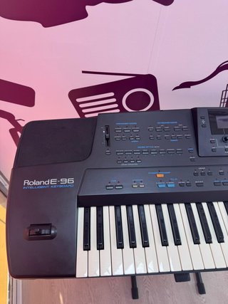 Teclado Electrónico Roland E-96 Inteligent Keyboard