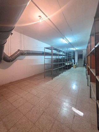 Local comercial en alquiler en Navas en Barcelona