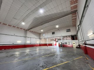 Nave industrial en alquiler en La Marina del Prat Vermell en Barcelona