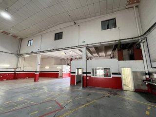 Nave industrial en alquiler en La Marina del Prat Vermell en Barcelona