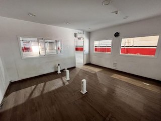 Nave industrial en alquiler en La Marina del Prat Vermell en Barcelona