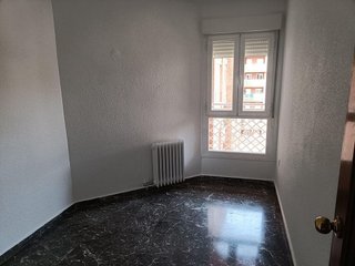 Piso en alquiler en Cervantes en Granada