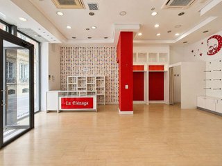 Local comercial en alquiler en Centro en Almería