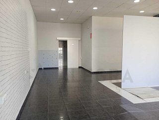 Local comercial en alquiler en Virgen del Mar - Zona Mercadona en Rota