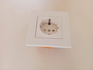 Enchufes Simon: Superficie y Empotrar COMPLETOS