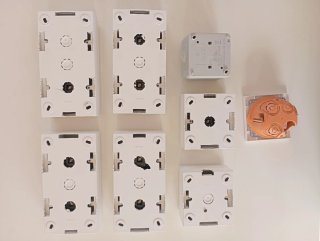 Enchufes Simon: Superficie y Empotrar COMPLETOS