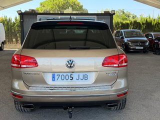 Volkswagen Touareg 2015