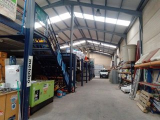 Nave industrial en venta en Las Mercedes - El Cármen en Puertollano