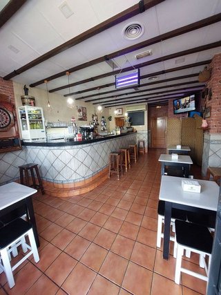 Local comercial en venta en El Carmen - La Barrera en Lucena
