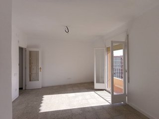 Piso en alquiler en El Congrés i els Indians en Barcelona