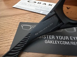 Gafas de sol Oakley polarizadas nuevas