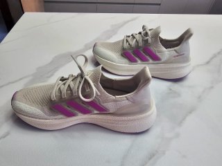 Adidas Ultraboost Light Boost 39 1/3