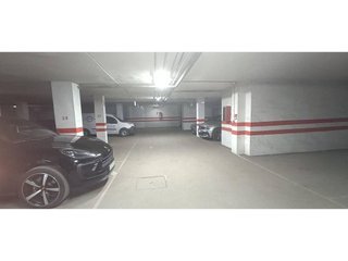 Garaje en alquiler en Centro - Sagrario en Granada